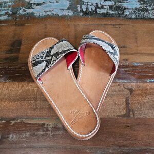 ✨ Freebird by Steven Snakeskin Leather Slide Sandals – Size 11
